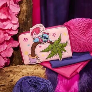 Loungefly Stitch In Cheshire Cat Costume Exclusive Zip Around Wallet NWT